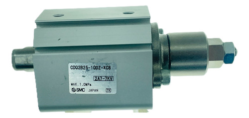 Cilindro O Actuador Neumático  Smc  Mod. Cdq2b25-10dz-xc8