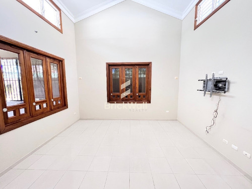 Calida Casa Residencial Gloria La Vega