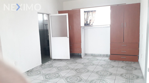 Imagen 9 de 15 de Casa En Venta En Centro Con 5 Recamaras, Queretaro