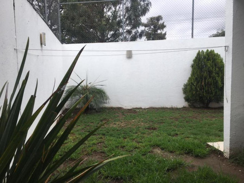Casa En Renta En Residencial Toscana, Irapuato, Gto.