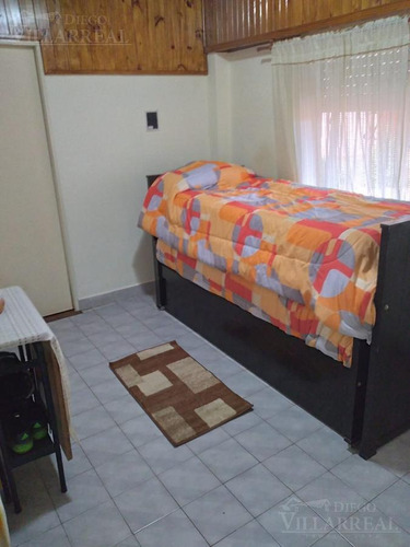 Imagen 17 de 30 de Casa - Hurlingham - Venta - Oportunidad - 4 Amb - 4 Ambientes