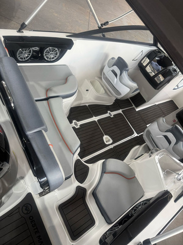 Focker 212 Mercury 150hp