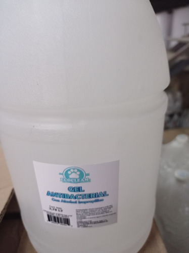 Imagen 2 de 4 de Gel Antibacterial Al 80 % Galon