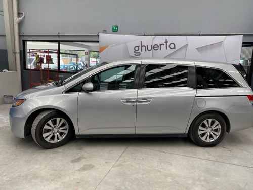 Imagen 3 de 10 de Honda Odyssey Ta Ex 2015