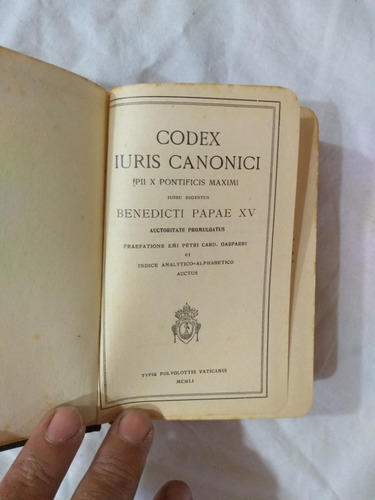 Codex Iuris Canonici - 1951 - Latin