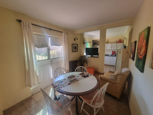 Casa En Venta Dos Dormitorios Y Patio