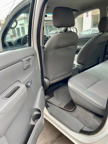 Toyota Hilux Pick-Up 2.5 Dx Cab Doble 4x4