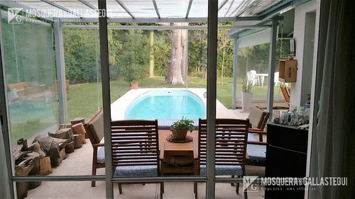 Imagen 8 de 22 de Mosquera Y Gallastegui - Impecable Casa En Mayling Club De Campo
