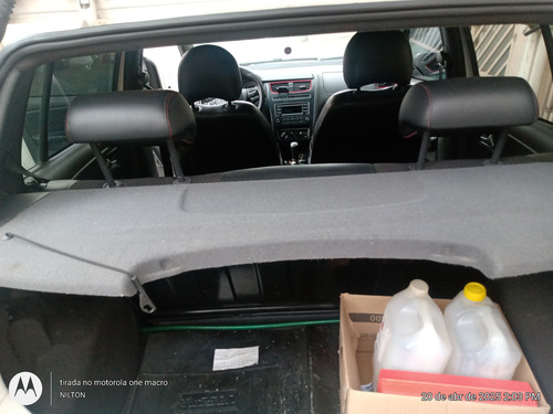 Volkswagen Fox 1.6 Vht Rock In Rio Total Flex 5p