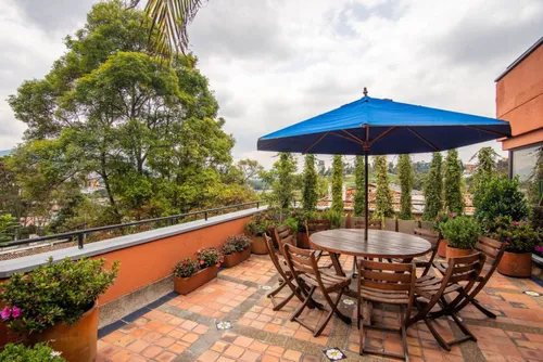 Apartamento En Venta En Cerros De Niza. Cod V6992