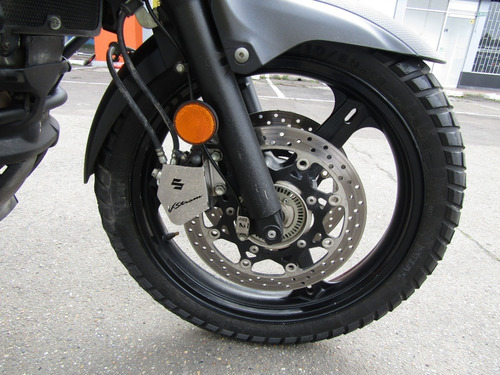 Imagen 10 de 15 de Suzuki V-storm 650