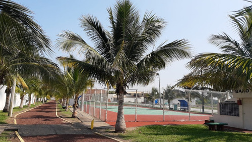 Casa En Venta En Veracruz Con Hab En Pb. Fracc. Las Palmas.