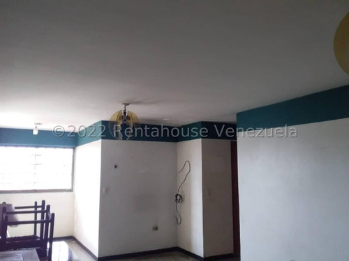 Imagen 3 de 30 de Apartamento En Venta En El Centro De Barquisimeto Lara 04245937542 Rafael Carrasquel Asesor Inmobiliario De Rent-a-house Centro Occidente