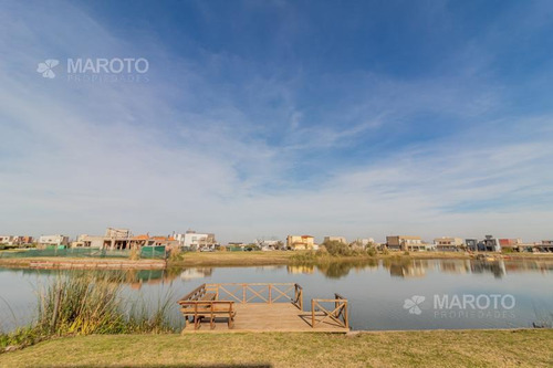 Imagen 16 de 30 de Casa En Venta En Barrio El Canton - Maroto Propiedades