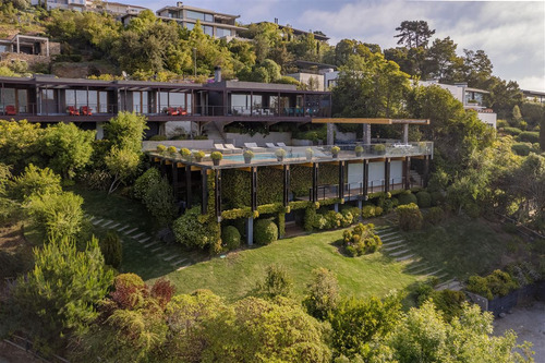 Espectacular Casa Familiar Con Vista A La Bahía De Zapallar