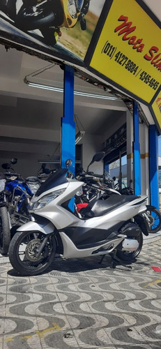 Imagem 3 de 7 de Pcx 2018/ Apenas 11 Mil Km; Cartao De Credito Ate 18x