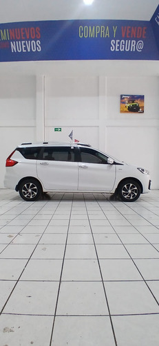 Excelente Camioneta De 3 Filas Para 7 Pasajeros