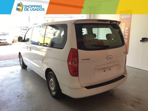 Hyundai H-1 Minibus Nafta 2013