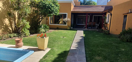 Imagen 2 de 7 de Casa - Ituzaingó