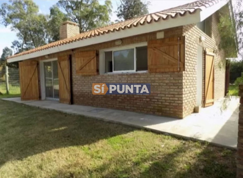 Imagen 1 de 6 de Casa En Pinares - Punta Del Este