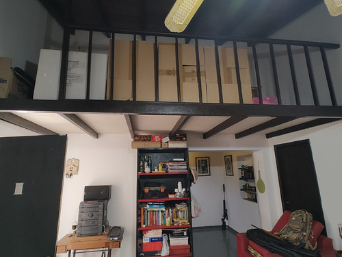 Vendo Excelente Casa Quinta Con Quincho (tipo Departamento) En Esquina Y Sobre Avenidas 155 Y 32 (2.450 M2)!!!