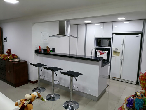 Casa En Venta Al Sur De Cali Pampalinda
