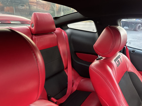 Ford Mustang Lujo V6 Mt
