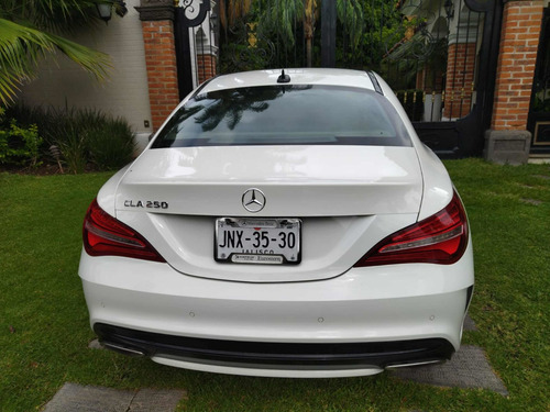 Imagen 4 de 10 de Mercedes-benz Clase Cla 250