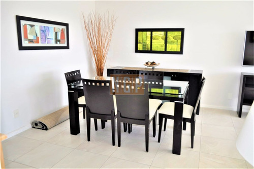 Imagen 4 de 23 de Apartamento En Mansa, 2 Dormitorios