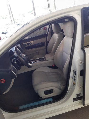 Jaguar Xf 2.0 Luxury