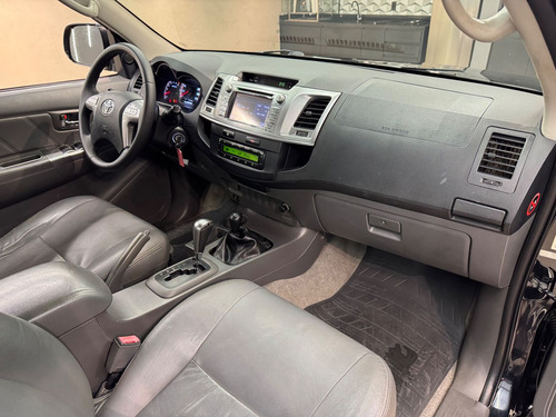 Toyota Hilux CD SRV 4x2 2.7 Flex 16V Aut.
