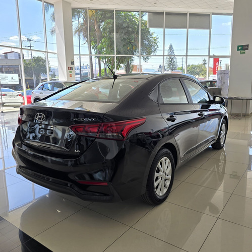 Hyundai Accent 1.6 Hb Gls At