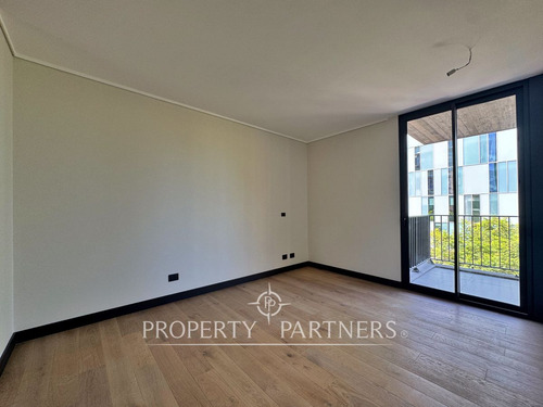 Moderno Departamento Nuevo: 2d/3b, Frente A Plaza ...