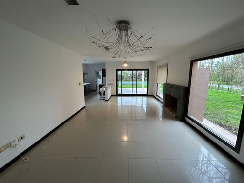 Casa Venta El Lauquen Club De Campo Canning 4 Ambientes