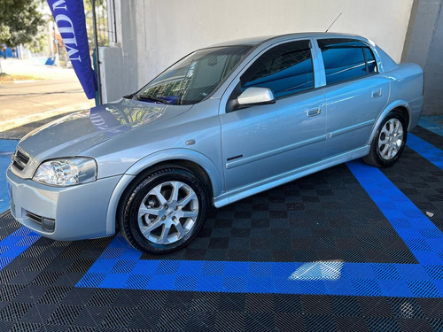 Chevrolet Astra Sed. Advant. 2.0 8V MPFI FlexP. 4p