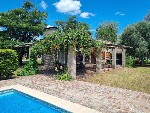Casa De 2 Dormitorios - Solares Del Carcaraña