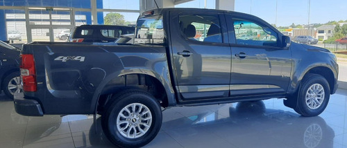 Imagen 13 de 15 de Chevrolet S10 2.8 Ls Cabina Doble 4x2 Manual 2023 Pick Up