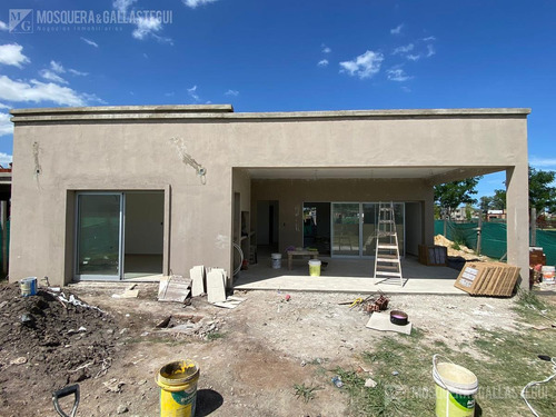 Imagen 18 de 21 de Lindísima Casa En San Ramon