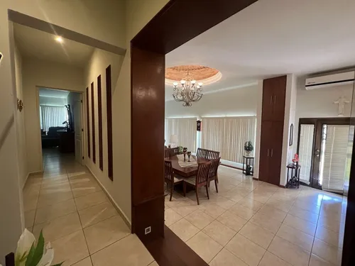 Quinta En Venta Zona Carretera / El Yerbaniz