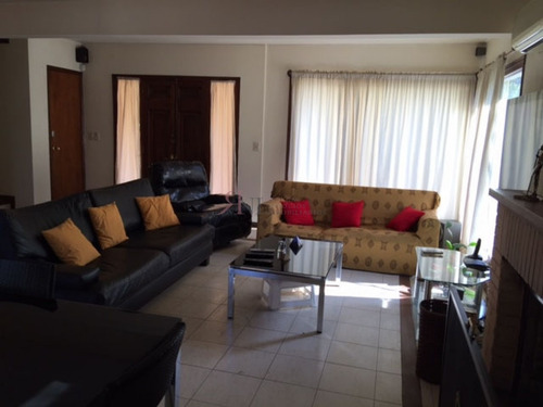 Casa En Punta Del Este, Cantegril | Rebeca Negocios Inmobiliarios Ref:9674- Ref: 9674