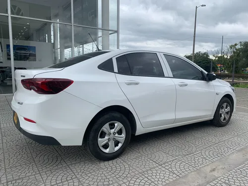 Chevrolet Onix 1.0T Lt