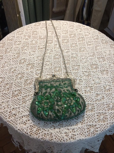 Carterita Clucht Vintage Verde- Marca Chocolate