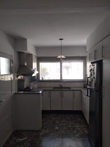 Casa En Venta En Lomas De Zamora Oeste