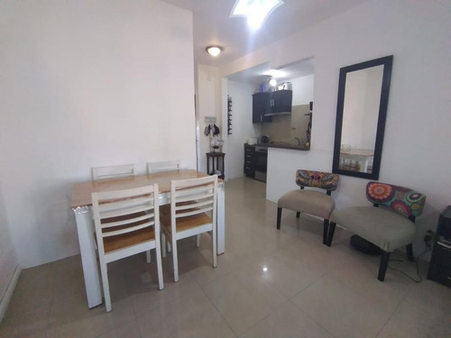 Imagen 4 de 14 de 2 Ambientes En Villa Urquiza, Muy Luminoso, Con Balcon Y Terraza Propia