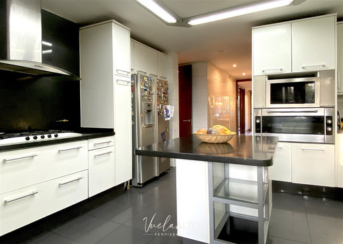 Amplio Departamento En Venta / Dúplex / 1er. Piso La Dehesa