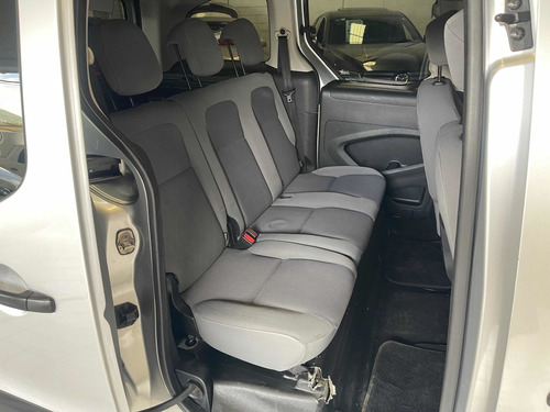 Imagen 10 de 14 de Peugeot Partner Tepee 2015 1.6 Outdoor 7 Pas. Mt