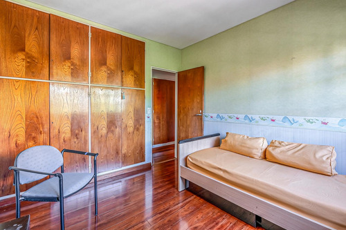 Triplex - Venta - 6 Amb - Suite - Patio - Cocheras - Coghlan