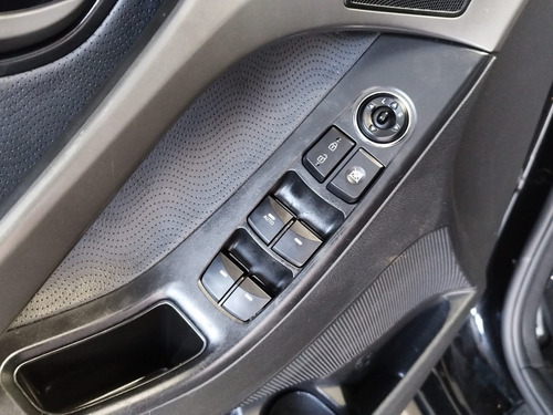 Hyundai Elantra 2.0 GLS 16V FLEX 4P AUTOMÁTICO
