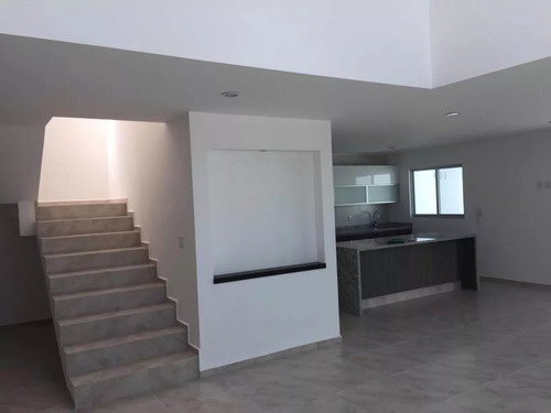 Imagen 5 de 14 de Se Vende Preciosa Residencia En Zibatá, 4 Recamaras, Una En