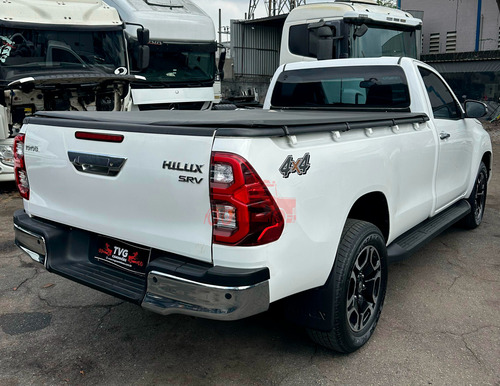 Toyota Hilux 2.8 Tdi Cab. Simples Chasis 4X4 2P